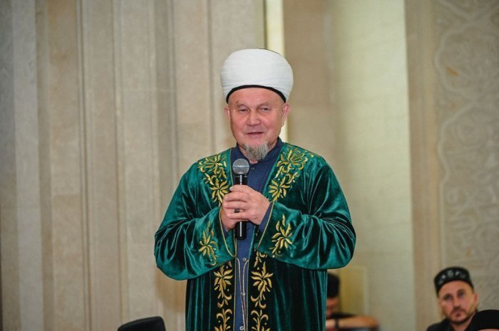 Мавлид ан-Наби в Болгаре: добрая традиция в честь дня рождения Пророка Мухаммада ﷺ (Фото) Мавлид ан-Наби в Болгаре: добрая традиция в честь дня рождения Пророка Мухаммада ﷺ (Фото)