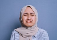 Исламская линия доверия: «Постоянно ссоримся с мужем. Задумываюсь о разводе»