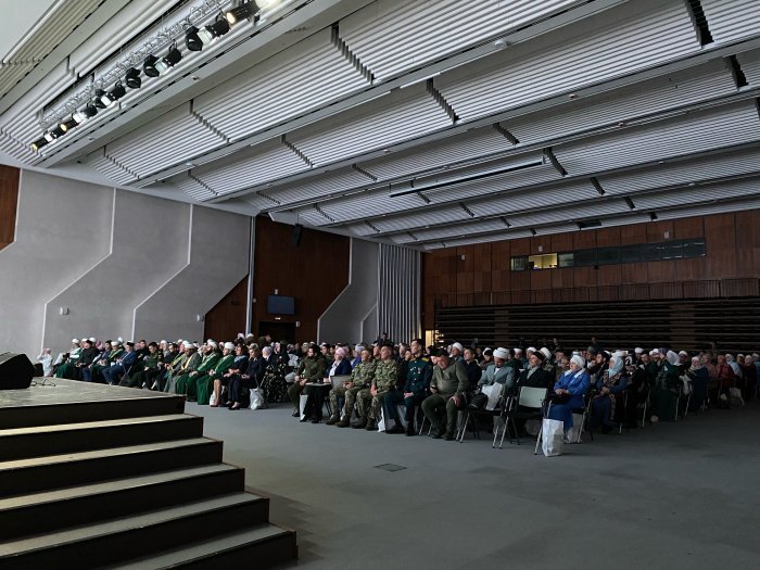 «Любовь к Родине – от веры»: в ДУМ РТ подвели итоги «Года героев» и помощи участникам СВО