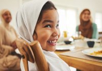  Как прививать любовь к хиджабу с детства?