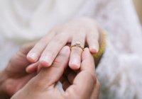 Обязательно ли мусульманам официально расписываться в ЗАГСе? (Видео)