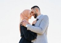 Что такое потребительство и существует ли безусловная любовь? 