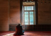 Друг, знающий все твои недостатки: почему им может быть только Всевышний