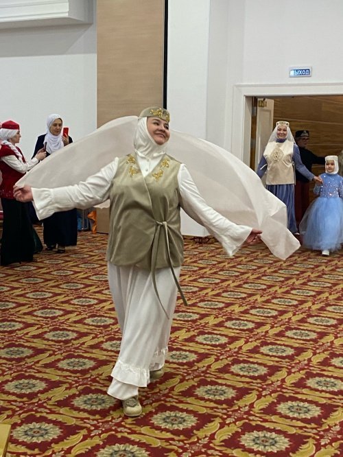 Национальная одежда как олицетворение богобоязненности: день татарского костюма в Казани (Фото) Национальная одежда как олицетворение богобоязненности: день татарского костюма в Казани (Фото)