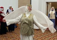 Национальная одежда как олицетворение богобоязненности: день татарского костюма в Казани (Фото)