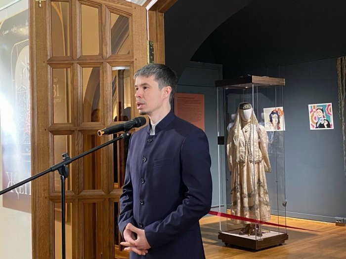 Связующая нить: выставка «Җеп» показала эволюцию татарского костюма (Фото)