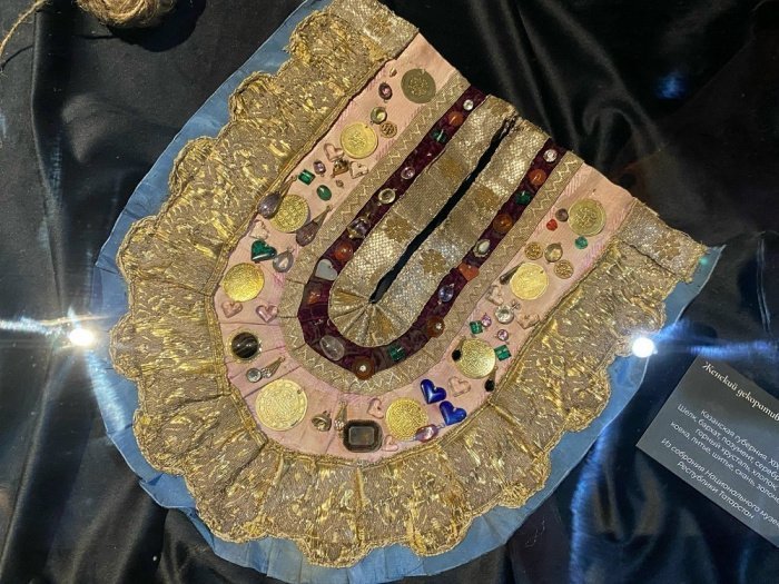 Связующая нить: выставка «Җеп» показала эволюцию татарского костюма (Фото)