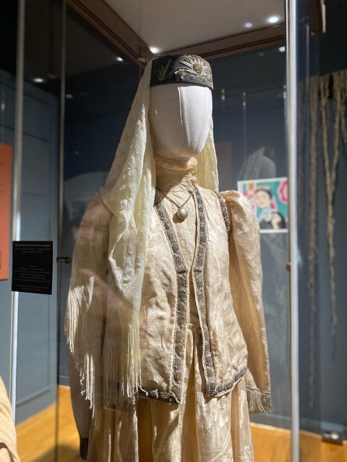 Связующая нить: выставка «Җеп» показала эволюцию татарского костюма (Фото)