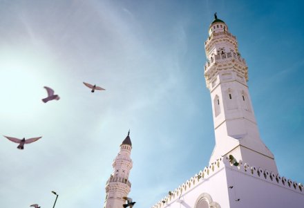 Учим имена Всевышнего: что означает имя Аль-‘Алий?