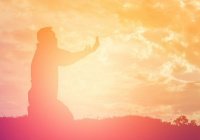 Наставление пятницы: молитва – не привычка на трудный час, а смысл жизни