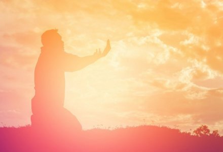 Наставление пятницы: молитва – не привычка на трудный час, а смысл жизни