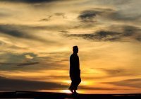 Правильное произношение или чистое сердце? Притча о дервише, который ходил по воде