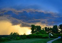 Перевод смыслов Корана: «Небеса готовы расколоться сверху»