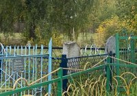 Как часто нужно посещать могилы умерших родственников? (Видео)