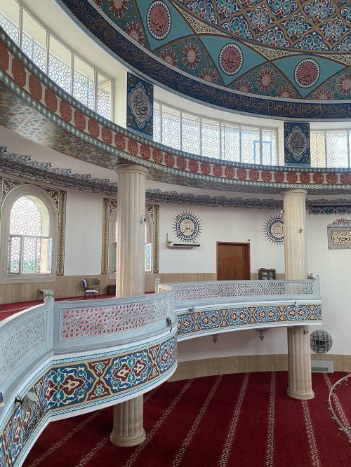 Мечеть Хузур в Кемере – оазис покоя на берегу моря (Фото)