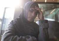 Исламская линия доверия: «Мне 45, и я хочу жить отдельно от родителей»
