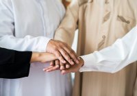 «Скажи мне кто твой друг»: уроки дружбы от Пророка ﷺ