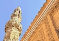 Сердце ислама в камне и цвете: история, архитектура и величие мечети Аль-Азхар