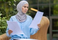 Не берут на работу из-за платка: как быть мусульманке?