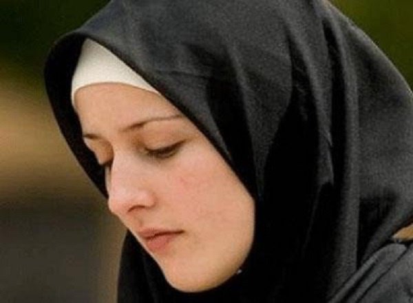 Как должна покрываться мусульманка?