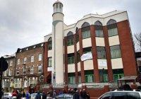 Дождь спас мечеть в Лондоне от пожара