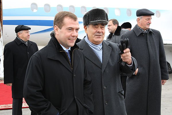 Дмитрий Медведев поздравил Минтимера Шаймиева с юбилеем
