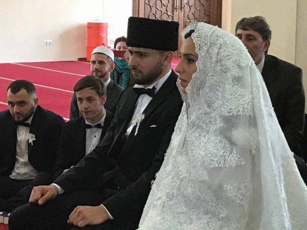 Победительница «Евровидения» Джамала вышла замуж по мусульманским традициям