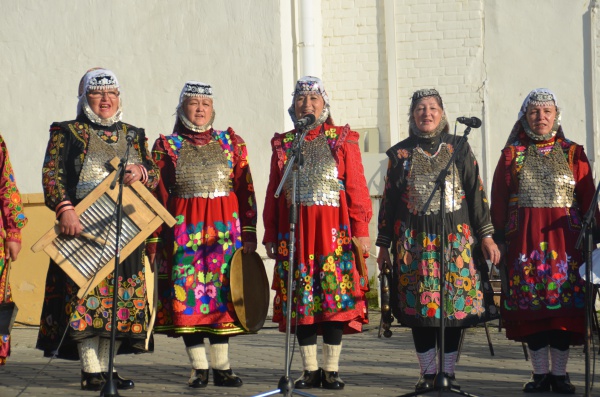 Фоторепортаж с Международного фестиваля фольклора «Тугэрэк уен» 
