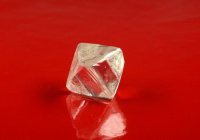 2 ювелирных алмаза редкой величины нашли в Якутии