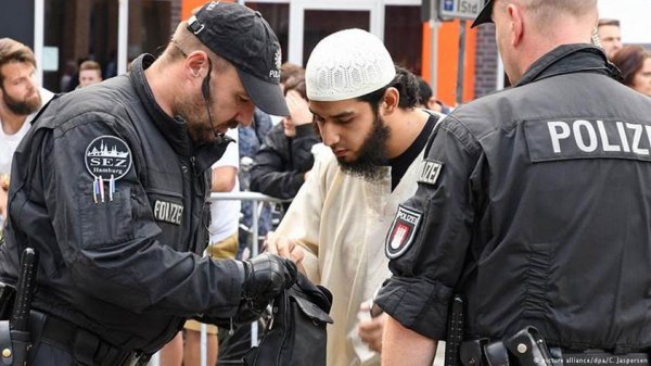 В Германии пересчитали религиозных экстремистов. 