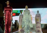 Kazan Summit 2018: показ мод мусульманской одежды (Фоторепортаж)