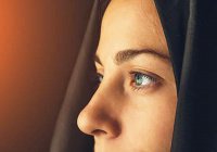 Исламская линия доверия: "Ревную мужа к каждой девушке, что мне делать?"